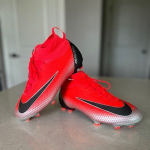 Nike JR Mercurial Superfly 6 Elite CR7 FG Soccer Cleats - Youth Size 4